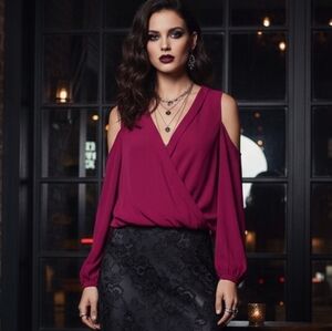 NWT Dynamite S Whimsigoth Dark Romantic Feminine Cold Shoulder Surplice Blouse
